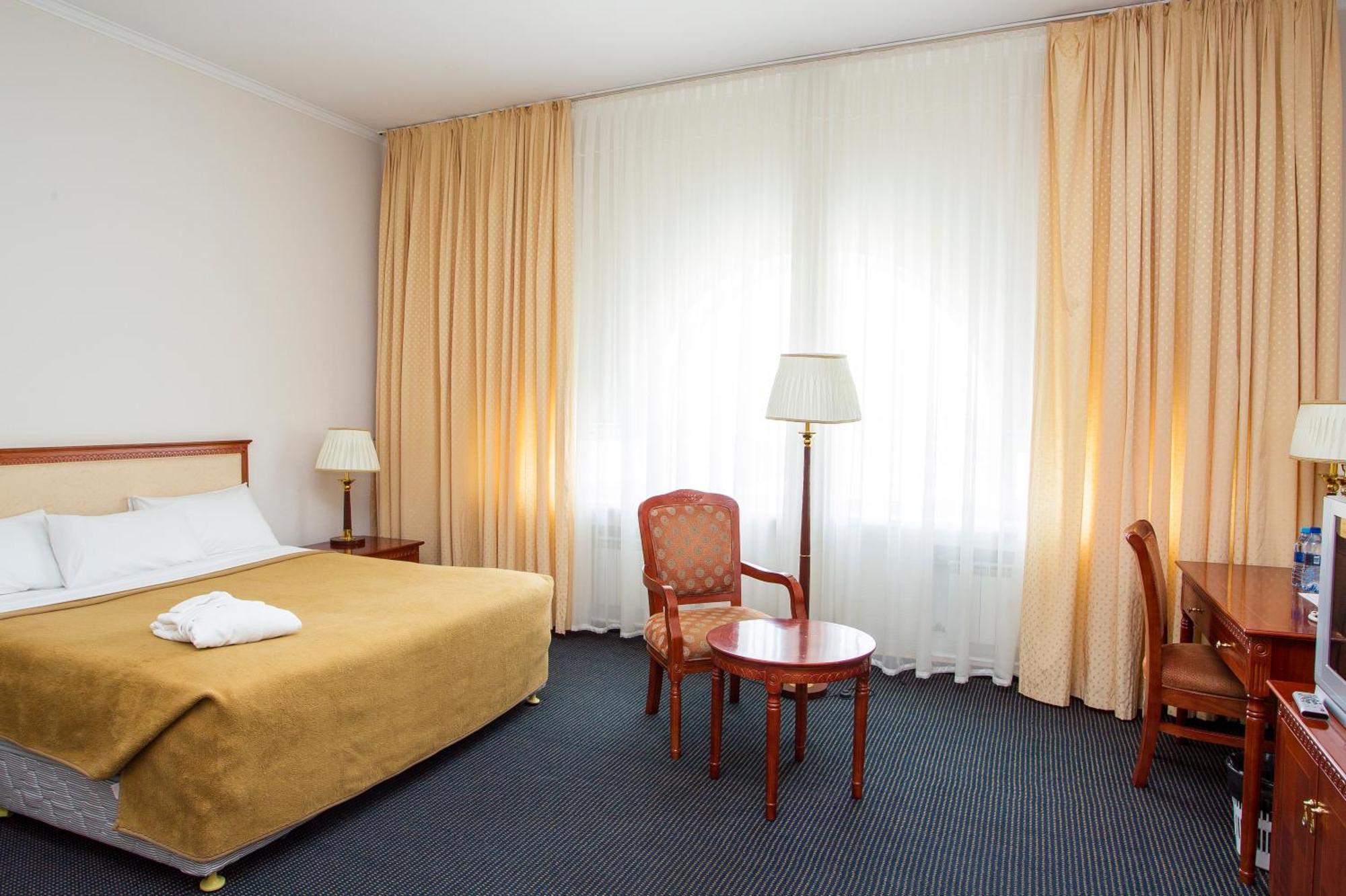 Atyrau Dastan Hotel Zimmer foto